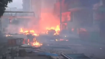 Bangladesh Crisis ಪೆಟ್ರೋಲ್, ಡೀಸೆಲ್ ಬೆಲೆ ಏರಿಕೆ ಖಂಡಿಸಿ ಜನರ ಆಕ್ರೋಶ: ಹಲವೆಡೆ ಹಿಂಸಾಚಾರಕ್ಕೆ ತಿರುಗಿದ ಪ್ರತಿಭಟನೆ