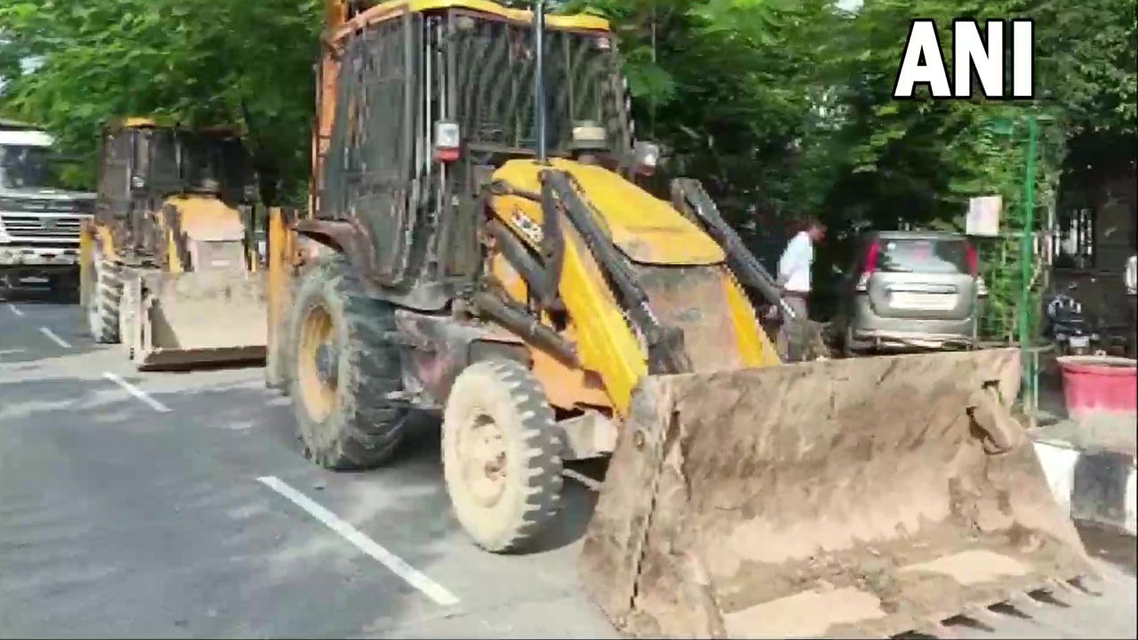 ನೋಯ್ಡಾದ ಹೌಸಿಂಗ್ ಸೊಸೈಟಿಯಲ್ಲಿ ಮಹಿಳೆ ಜತೆ ಅನುಚಿತವಾಗಿ ವರ್ತಿಸಿದ್ದ ವ್ಯಕ್ತಿಗೆ ಸೇರಿದ ಕಟ್ಟಡ ಕೆಡವಿದ ನೋಯ್ಡಾ ಪ್ರಾಧಿಕಾರ