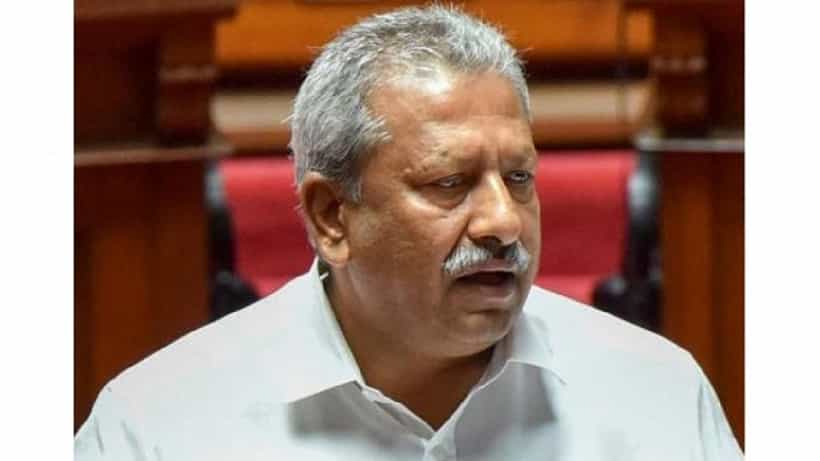 ಸಚಿವ ಭೈರತಿ ಬಸವರಾಜ್ ಕುರಿತು ಪಾಲಿಕೆ ಆಯಕ್ತರ ಹೇಳಿಕೆ ವೈರಲ್: ದಾವಣಗೆರೆ ಪಾಲಿಕೆ ಆವರಣದಲ್ಲಿ ಕಾಂಗ್ರೆಸ್ ಪ್ರತಿಭಟನೆ