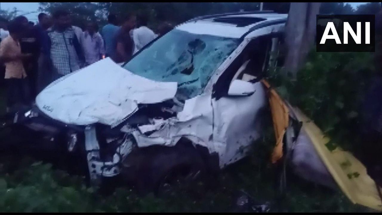 Car Accident: ಗುಜರಾತ್​​ನಲ್ಲಿ ಆಟೋಗೆ ಡಿಕ್ಕಿ ಹೊಡೆದ ಎಸ್​ಯುವಿ ಕಾರು; ಭೀಕರ ಅಪಘಾತದಲ್ಲಿ 6 ಜನ ಸಾವು