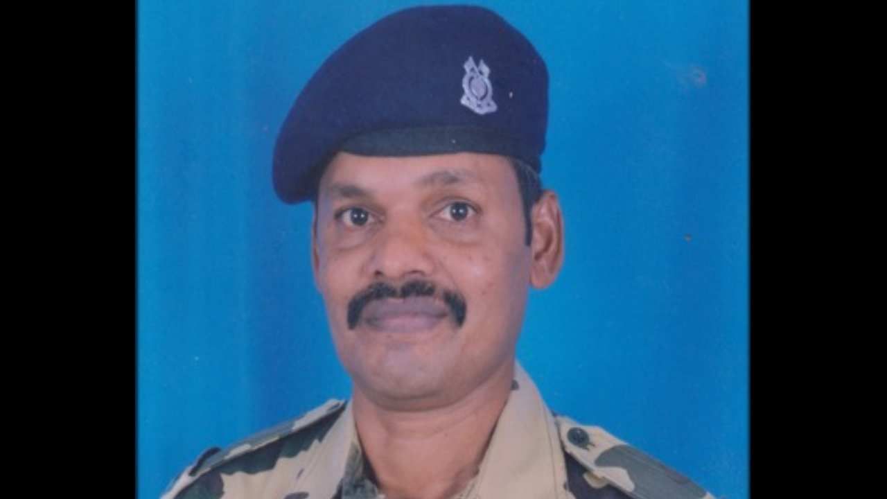 Dakshina Kannada News: ಧ್ವಜಾರೋಹಣ ವೇಳೆ ಕುಸಿದು ಬಿದ್ದು ನಿವೃತ್ತ ಸೈನಿಕ ಸಾವು Dakshina Kannada News: ಧ್ವಜಾರೋಹಣ ವೇಳೆ ಕುಸಿದು ಬಿದ್ದು ನಿವೃತ್ತ ಸೈನಿಕ ಸಾವು