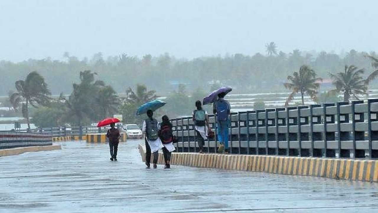 Karnataka Rain: ಕರ್ನಾಟಕದ 7 ಜಿಲ್ಲೆಗಳಿಗೆ ಇಂದು ಆರೆಂಜ್ ಅಲರ್ಟ್; ಬೆಂಗಳೂರಿಗೆ ಹಳದಿ ಅಲರ್ಟ್ ಘೋಷಣೆ