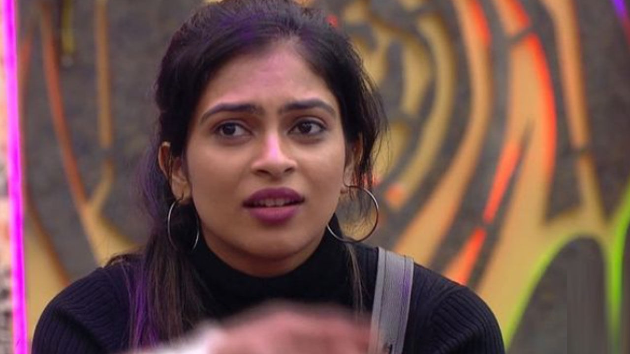 ‘ಬಿಗ್ ಬಾಸ್’ ಮನೆಯಿಂದ ಸ್ಫೂರ್ತಿ ಗೌಡ ಔಟ್; ಎಲಿಮಿನೇಷನ್ಗೆ ಕಾರಣವಾಯ್ತು ಆ ಒಂದು ವಿಚಾರ ‘ಬಿಗ್ ಬಾಸ್’ ಮನೆಯಿಂದ ಸ್ಫೂರ್ತಿ ಗೌಡ ಔಟ್; ಎಲಿಮಿನೇಷನ್ಗೆ ಕಾರಣವಾಯ್ತು ಆ ಒಂದು ವಿಚಾರ