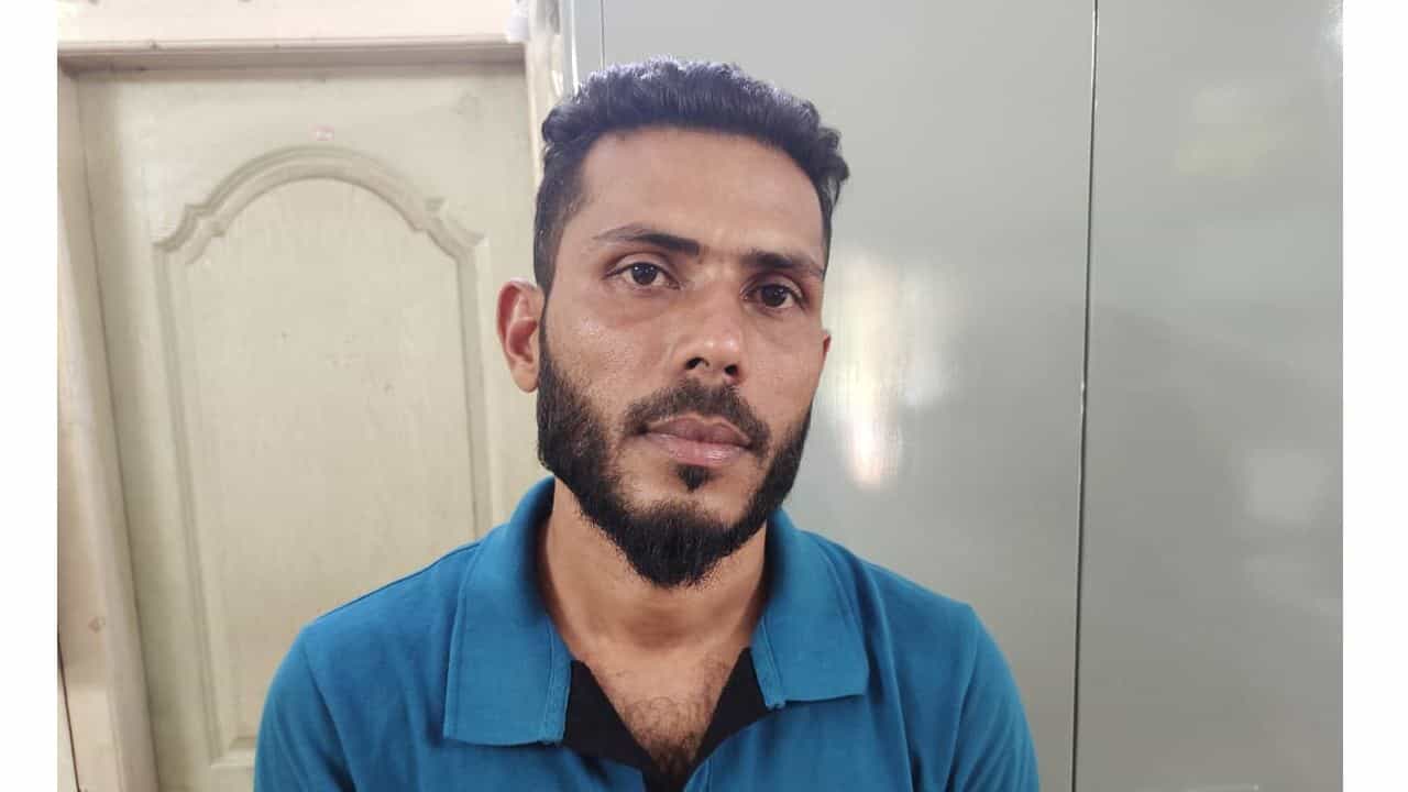 ಸೂರತ್ಕಲ್ ಬೀಚ್ ನಲ್ಲಿ ಹಾಡಹಗಲೇ ವಿದ್ಯಾರ್ಥಿನಿ ಮೇಲೆ ಅತ್ಯಾಚಾರ, ಕಾಮುಕ ಮುನಾಜ್ ಅರೆಸ್ಟ್ ಸೂರತ್ಕಲ್ ಬೀಚ್ ನಲ್ಲಿ ಹಾಡಹಗಲೇ ವಿದ್ಯಾರ್ಥಿನಿ ಮೇಲೆ ಅತ್ಯಾಚಾರ, ಕಾಮುಕ ಮುನಾಜ್ ಅರೆಸ್ಟ್