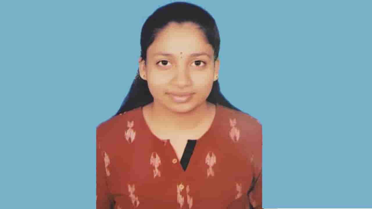 Chikkaballapur: ಚಿಕ್ಕಬಳ್ಳಾಪುರದಲ್ಲಿ ರಸ್ತೆ ಅಪಘಾತ -ಸ್ನೇಹಿತನ ಜತೆ ಬೈಕ್ನಲ್ಲಿ ಪಿಕ್ನಿಕ್ಗೆ ಬಂದಿದ್ದ ಬೆಂಗಳೂರಿನ ಯುವತಿ ಸಾವು