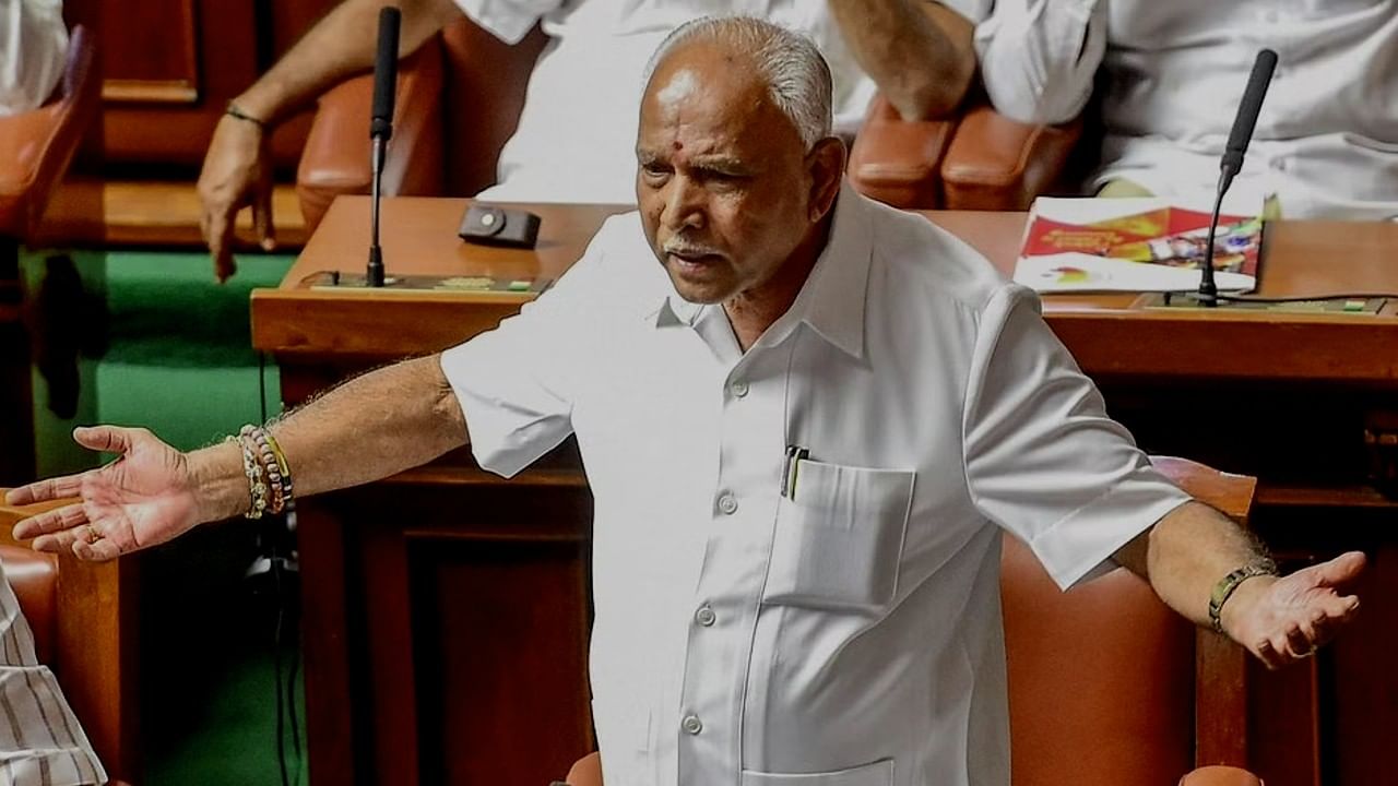 BS Yediyurappa: ಹೈಕಮಾಂಡ್ ಗೆ ಏಕೆ ಬಿಎಸ್ ಯಡಿಯೂರಪ್ಪ ಮೇಲೆ ದಿಢೀರ್ ಲವ್? ಅಸಲಿ ಕಹಾನಿಯ ಸುತ್ತ ಒಂದು ರೌಂಡ್! BS Yediyurappa: ಹೈಕಮಾಂಡ್ ಗೆ ಏಕೆ ಬಿಎಸ್ ಯಡಿಯೂರಪ್ಪ ಮೇಲೆ ದಿಢೀರ್ ಲವ್? ಅಸಲಿ ಕಹಾನಿಯ ಸುತ್ತ ಒಂದು ರೌಂಡ್!