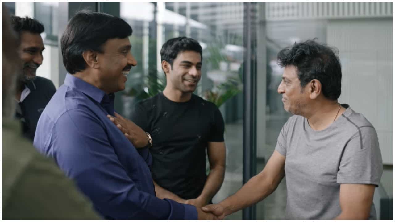 Kireeti: ಜನಾರ್ದನ ರೆಡ್ಡಿ ಪುತ್ರ ಕಿರೀಟಿ ಸಿನಿಮಾ ಶೂಟಿಂಗ್ ಸೆಟ್ಗೆ ಭೇಟಿ ನೀಡಿದ ಶಿವಣ್ಣ; ಇಲ್ಲಿದೆ ವಿಡಿಯೋ Kireeti: ಜನಾರ್ದನ ರೆಡ್ಡಿ ಪುತ್ರ ಕಿರೀಟಿ ಸಿನಿಮಾ ಶೂಟಿಂಗ್ ಸೆಟ್ಗೆ ಭೇಟಿ ನೀಡಿದ ಶಿವಣ್ಣ; ಇಲ್ಲಿದೆ ವಿಡಿಯೋ