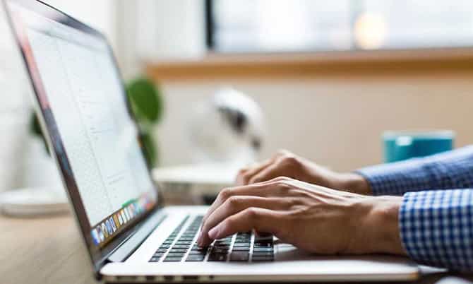 Tech Tips: ಲ್ಯಾಪ್​ಟಾಪ್ ಸ್ಲೋ ಆಗಿದೆಯೆ?: ಹಾಗಿದ್ರೆ ಈ ಟ್ರಿಕ್ ಉಪಯೋಗಿಸಿ ಸೂಪರ್ ಫಾಸ್ಟ್ ಮಾಡಿ