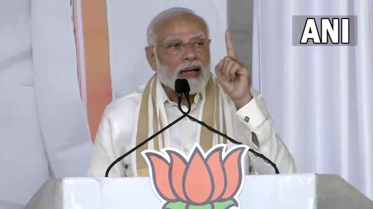 PM Modi in Kochi ಬಿಜೆಪಿ ಸರ್ಕಾರವಿರುವಲ್ಲಿ ವೇಗದ ಅಭಿವೃದ್ದಿ, ಕೇರಳಕ್ಕೂ ಬೇಕು ಡಬಲ್ ಎಂಜಿನ್ ಸರ್ಕಾರ: ಮೋದಿ