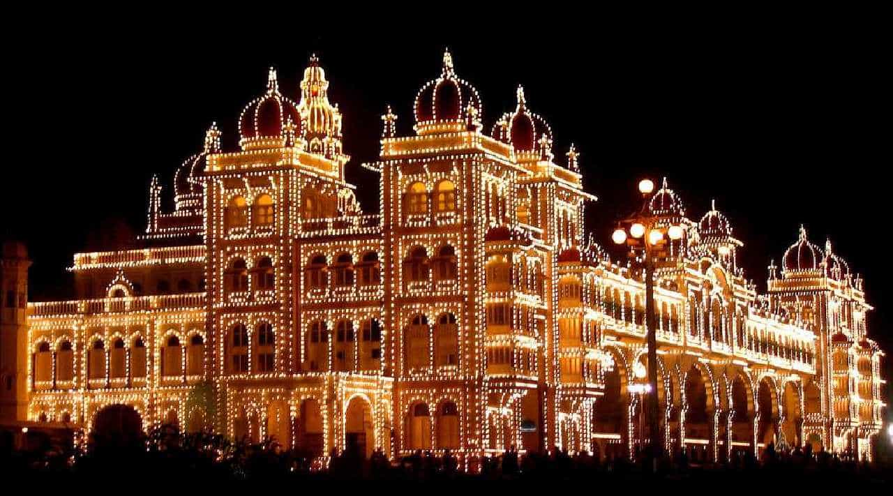 Mysore Dasara 2022: ನಾಡ ಹಬ್ಬ ಮೈಸೂರು ದಸರಾ 2022 ವೀಕ್ಷಣೆಗಾಗಿ ಗೋಲ್ಡ್ ಕಾರ್ಡ್ ವಿತರಣೆ Mysore Dasara 2022: ನಾಡ ಹಬ್ಬ ಮೈಸೂರು ದಸರಾ 2022 ವೀಕ್ಷಣೆಗಾಗಿ ಗೋಲ್ಡ್ ಕಾರ್ಡ್ ವಿತರಣೆ