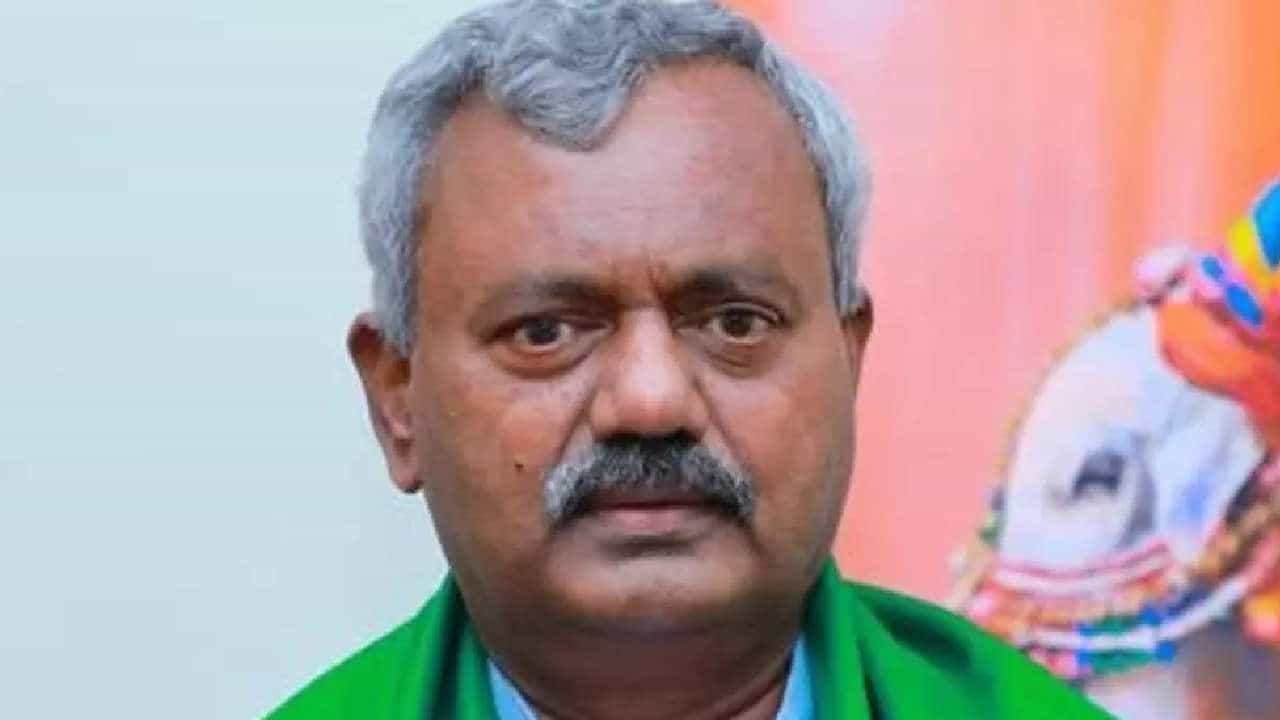 ಇದು ಹೀಗೆ ಮುಂದುವರೆದರೆ ಪೋಸ್ಟರ್​ ಅಂಟಿಸುವುದಕ್ಕೂ ಅವರ ಬಳಿ ಜನ ಇರುವುದಿಲ್ಲ: ಸಚಿವ ಎಸ್​ ಟಿ ಸೋಮಶೇಖರ್