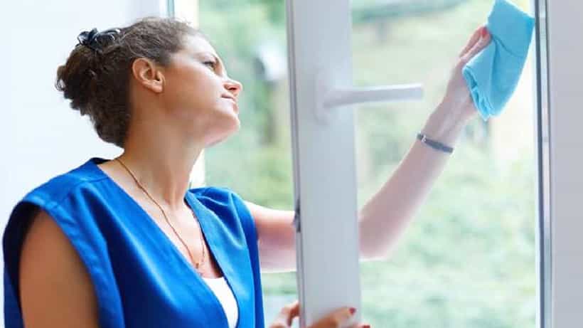 Door Cleaning Tips: ನಿಮ್ಮ ಮನೆಯ ಬಾಗಿಲನ್ನು ಹೊಳೆಯುವಂತೆ ಮಾಡಲು ಇಲ್ಲಿವೆ ಸರಳ ಟಿಪ್ಸ್!