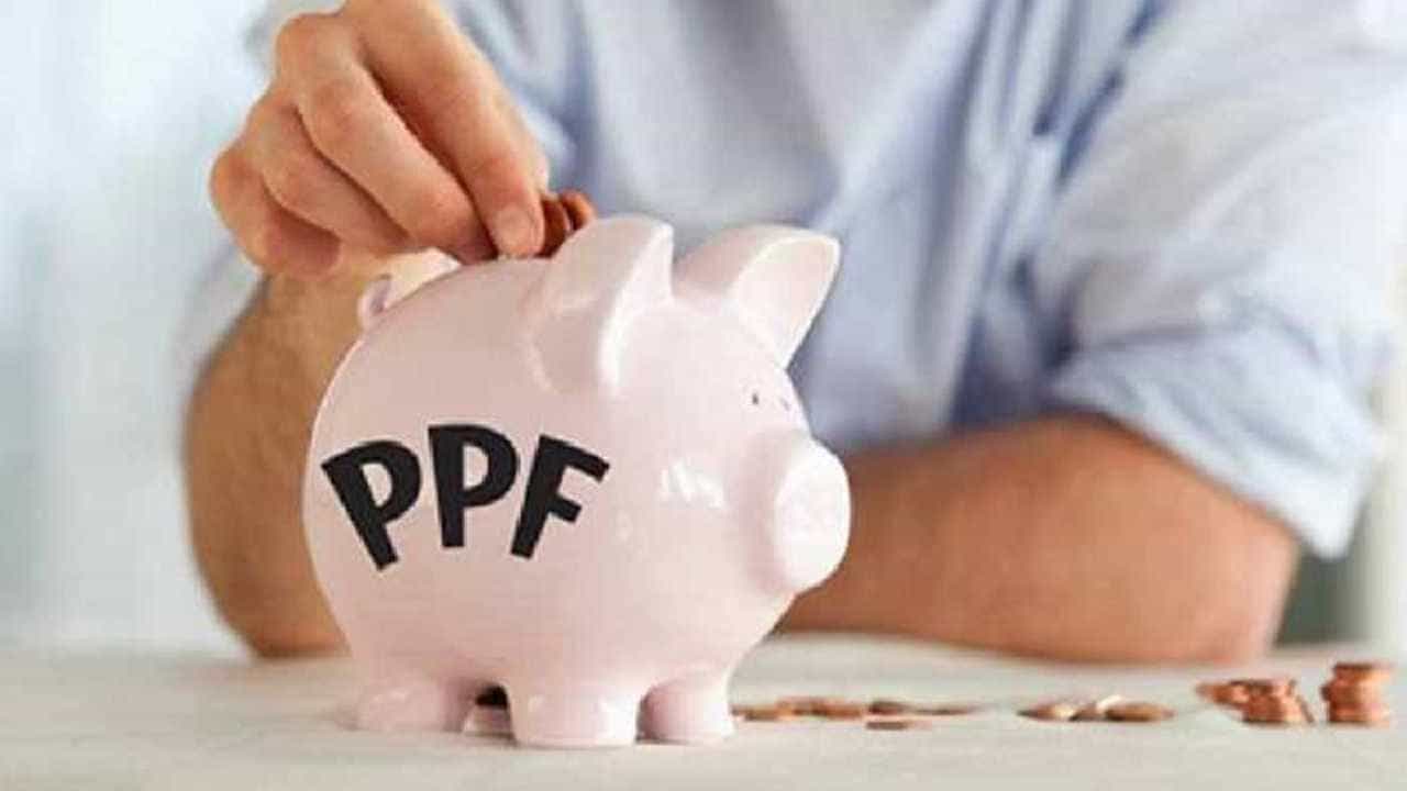 PPF: ಒಂದು ಕೋಟಿ ಗಳಿಸಲು ನೀವು ತಿಂಗಳಿಗೆ ಇಷ್ಟು ಪಾವತಿಸಿ PPF: ಒಂದು ಕೋಟಿ ಗಳಿಸಲು ನೀವು ತಿಂಗಳಿಗೆ ಇಷ್ಟು ಪಾವತಿಸಿ