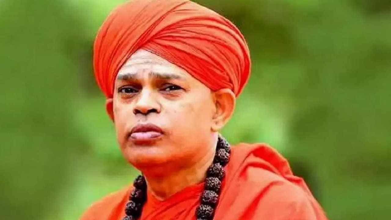 ಜೈಲಿನಲ್ಲಿ ಶ್ರೀಗಳಿಗೆ ಮಠದ ಊಟ ನೀಡುವಂತೆ ಮನವಿ, ಮೆಮೋ ಸಲ್ಲಿಸುವಂತೆ ಸೂಚಿಸಿದ ಕೋರ್ಟ್ ಜೈಲಿನಲ್ಲಿ ಶ್ರೀಗಳಿಗೆ ಮಠದ ಊಟ ನೀಡುವಂತೆ ಮನವಿ, ಮೆಮೋ ಸಲ್ಲಿಸುವಂತೆ ಸೂಚಿಸಿದ ಕೋರ್ಟ್