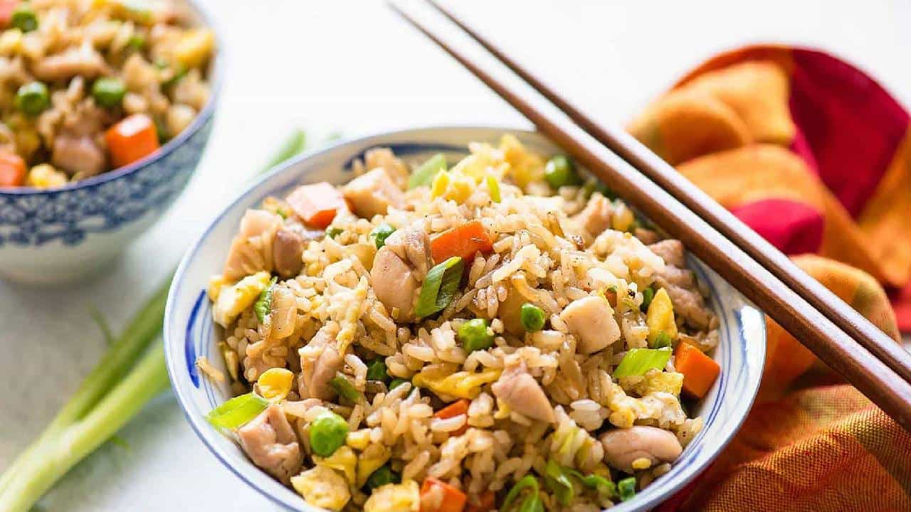 ಈ ಆಹಾರ ಪದಾರ್ಥಗಳನ್ನು ಮತ್ತೆ ಬಿಸಿ ಮಾಡುವುದು ಅಪಾಯಕಾರಿ, ಆರೋಗ್ಯಕ್ಕೆ ಗಂಭೀರ ಹಾನಿಯಾಗಬಹುದು ಈ ಆಹಾರ ಪದಾರ್ಥಗಳನ್ನು ಮತ್ತೆ ಬಿಸಿ ಮಾಡುವುದು ಅಪಾಯಕಾರಿ, ಆರೋಗ್ಯಕ್ಕೆ ಗಂಭೀರ ಹಾನಿಯಾಗಬಹುದು