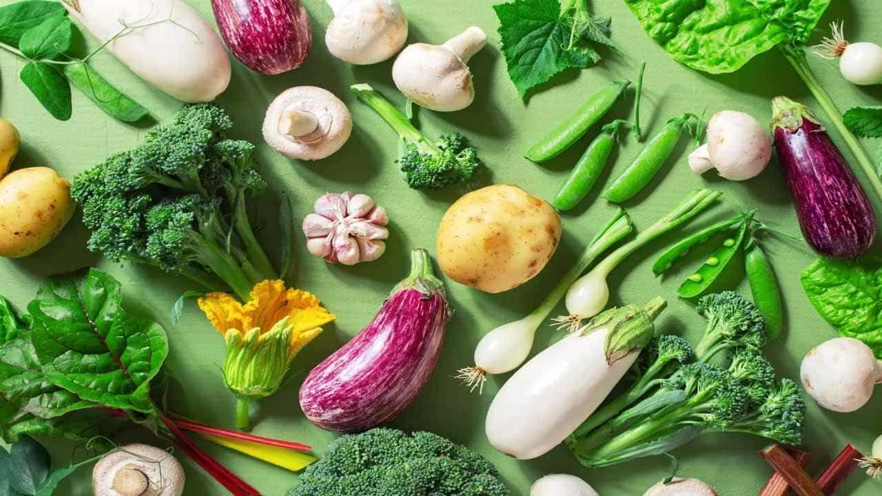 Row Vegetables: ಹಸಿ ತರಕಾರಿಗಳ ಸೇವನೆ ನಿಮ್ಮನ್ನು ಅಸ್ವಸ್ಥಗೊಳಿಸಬಹುದು Row Vegetables: ಹಸಿ ತರಕಾರಿಗಳ ಸೇವನೆ ನಿಮ್ಮನ್ನು ಅಸ್ವಸ್ಥಗೊಳಿಸಬಹುದು