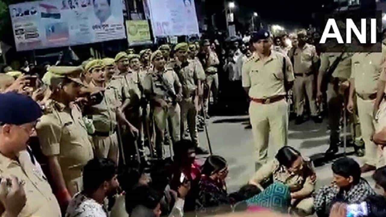 Dalit Sister's Murder: ಲಖಿಂಪುರದಲ್ಲಿ ದಲಿತ ಸಹೋದರಿಯರ ಹತ್ಯೆ ಪ್ರಕರಣ: 6 ಮಂದಿ ಬಂಧನ