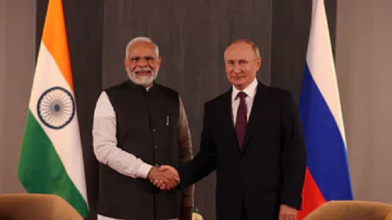 Narendra Modi Birthday: ರಷ್ಯಾದ ಅಧ್ಯಕ್ಷ ಪುಟಿನ್ ಪ್ರಧಾನಿ ಮೋದಿಯನ್ನು ಭೇಟಿಯಾದರೂ ಹುಟ್ಟುಹಬ್ಬಕ್ಕೆ ಶುಭಾಶಯ ಕೋರಲಿಲ್ಲ ಏಕೆ? Narendra Modi Birthday: ರಷ್ಯಾದ ಅಧ್ಯಕ್ಷ ಪುಟಿನ್ ಪ್ರಧಾನಿ ಮೋದಿಯನ್ನು ಭೇಟಿಯಾದರೂ ಹುಟ್ಟುಹಬ್ಬಕ್ಕೆ ಶುಭಾಶಯ ಕೋರಲಿಲ್ಲ ಏಕೆ?