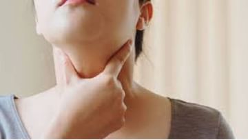 Thyroid Symptoms: ಥೈರಾಯ್ಡ್ ಸಮಸ್ಯೆ ಇದ್ದಾಗ ದೇಹದಲ್ಲಿ ಈ ಲಕ್ಷಣಗಳು ಗೋಚರಿಸುತ್ತವೆ, ನಿರ್ಲಕ್ಷಿಸಬೇಡಿ
