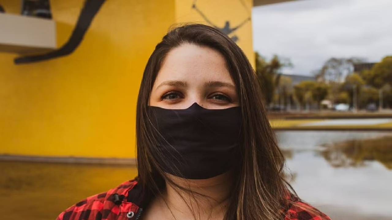 Facemask: ಕೇವಲ 10 ನಿಮಿಷಗಳಲ್ಲಿ ವೈರಸ್ ಪತ್ತೆ ಮಾಡುತ್ತೆ ಈ ಮಾಸ್ಕ್ Facemask: ಕೇವಲ 10 ನಿಮಿಷಗಳಲ್ಲಿ ವೈರಸ್ ಪತ್ತೆ ಮಾಡುತ್ತೆ ಈ ಮಾಸ್ಕ್