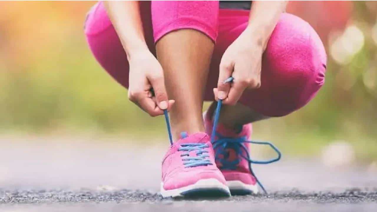 Diabetes: ನೀವು ಮಧುಮೇಹಿಗಳಾಗಿದ್ದರೆ, ನೀವು ಧರಿಸುವ ಪಾದರಕ್ಷೆಗಳೇ ನಿಮ್ಮ ಶತ್ರುವಾಗಬಹುದು ಎಚ್ಚರ! Diabetes: ನೀವು ಮಧುಮೇಹಿಗಳಾಗಿದ್ದರೆ, ನೀವು ಧರಿಸುವ ಪಾದರಕ್ಷೆಗಳೇ ನಿಮ್ಮ ಶತ್ರುವಾಗಬಹುದು ಎಚ್ಚರ!