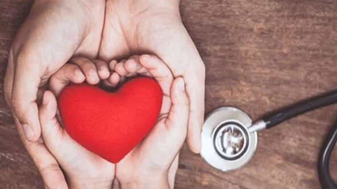 World Heart Day 2022: ವಿಶ್ವ ಹೃದಯ ದಿನ, ಇತಿಹಾಸ, ಮಹತ್ವ, ಈ ವರ್ಷದ ಥೀಮ್ ಬಗ್ಗೆ ತಿಳಿಯಿರಿ World Heart Day 2022: ವಿಶ್ವ ಹೃದಯ ದಿನ, ಇತಿಹಾಸ, ಮಹತ್ವ, ಈ ವರ್ಷದ ಥೀಮ್ ಬಗ್ಗೆ ತಿಳಿಯಿರಿ