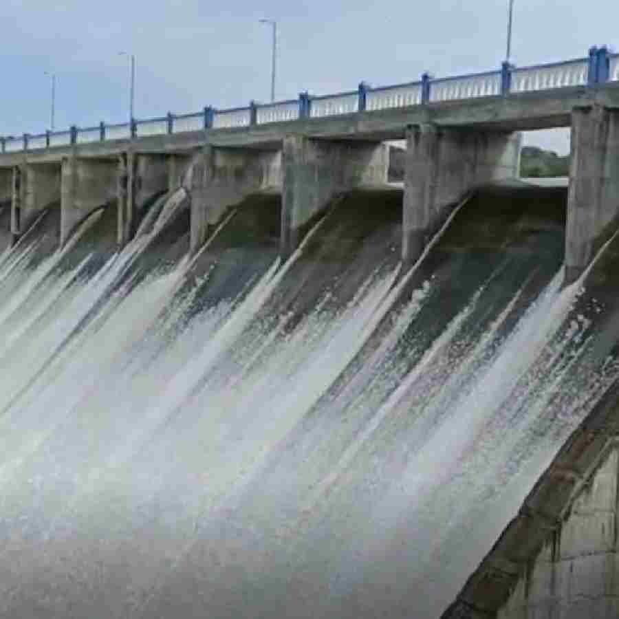 Karnataka Rain Effects Many areas flooded due to rain Photos