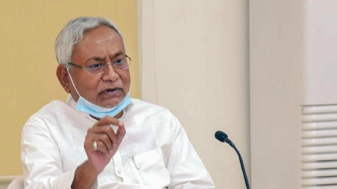 'ಪಲ್ಟೂ ರಾಮ್' ಅಪಖ್ಯಾತಿ ಹೊಂದಿರುವ ನಿತೀಶ್ ಕುಮಾರ್ ಮೋದಿ ಅಶ್ವಮೇಧ ಕಟ್ಟಿಹಾಕಬಲ್ಲರೆ..! 'ಪಲ್ಟೂ ರಾಮ್' ಅಪಖ್ಯಾತಿ ಹೊಂದಿರುವ ನಿತೀಶ್ ಕುಮಾರ್ ಮೋದಿ ಅಶ್ವಮೇಧ ಕಟ್ಟಿಹಾಕಬಲ್ಲರೆ..!