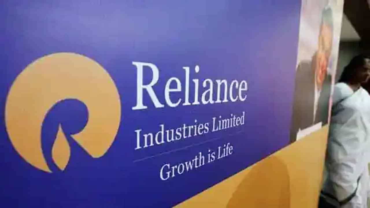 RIL: ಸೌರವಿದ್ಯುತ್ ಕ್ಷೇತ್ರದಲ್ಲಿ ರಿಲಯನ್ಸ್ ದಾಪುಗಾಲು; ಅಮೆರಿಕದ ಸೆನ್ಸ್ಹಾಕ್ ಕಂಪನಿಯಲ್ಲಿ ಶೇ 79.4 ಪಾಲು ಖರೀದಿ RIL: ಸೌರವಿದ್ಯುತ್ ಕ್ಷೇತ್ರದಲ್ಲಿ ರಿಲಯನ್ಸ್ ದಾಪುಗಾಲು; ಅಮೆರಿಕದ ಸೆನ್ಸ್ಹಾಕ್ ಕಂಪನಿಯಲ್ಲಿ ಶೇ 79.4 ಪಾಲು ಖರೀದಿ