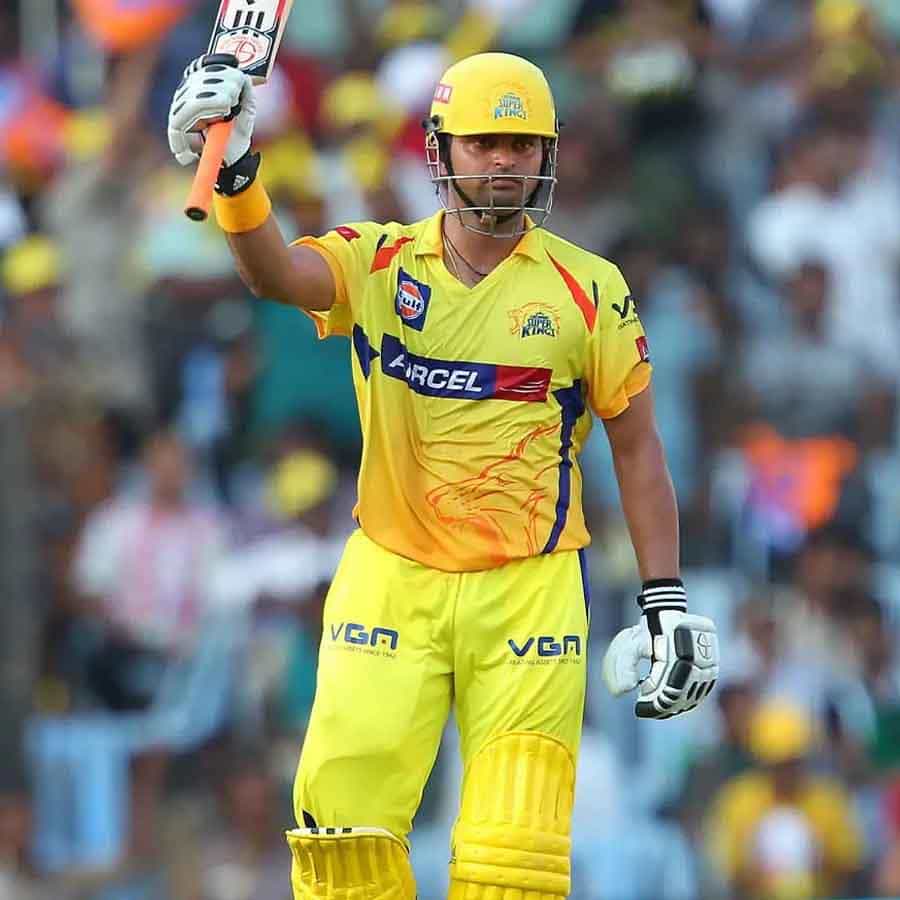 ಟೀಮ್ ಇಂಡಿಯಾ ಮಾಜಿ ಆಟಗಾರ ಸುರೇಶ್ ರೈನಾ (Suresh Raina) ಭಾರತದ ಎಲ್ಲ ಮಾದರಿಯ ಕ್ರಿಕೆಟ್ನಿಂದ ನಿವೃತ್ತಿ ಪಡೆದುಕೊಳ್ಳುವುದಾಗಿ ಘೋಷಣೆ ಮಾಡಿದ್ದಾರೆ. ಈ ಬಗ್ಗೆ ಟ್ವಿಟರ್ನಲ್ಲಿ ಬರೆದುಕೊಂಡಿರುವ ರೈನಾ, ”ನನ್ನ ದೇಶ ಮತ್ತು ಉತ್ತರ ಪ್ರದೇಶ ರಾಜ್ಯವನ್ನು ಪ್ರತಿನಿಧಿಸಿರುವುದಕ್ಕೆ ಗೌರವವಿದೆ. ನಾನು ಕ್ರಿಕೆಟ್ನ ಎಲ್ಲಾ ಸ್ವರೂಪಗಳಿಗೆ ನಿವೃತ್ತಿ ಘೋಷಿಸಲು ಬಯಸುತ್ತೇನೆ. ಬಿಸಿಸಿಐ (BCCI), ಯುಪಿ ಕ್ರಿಕೆಟ್, ಸಿಎಸ್ಕೆ, ರಾಜೀವ್ ಶುಕ್ಲಾ ಹಾಗೂ ನನಗೆ ಬೆಂಬಲ ನೀಡಿದ ಎಲ್ಲ ಅಭಿಮಾನಿಗಳಿಗೆ, ಸ್ನೇಹಿತರಿಗೆ ಧನ್ಯವಾದ ಹೇಳಲು ಇಚ್ಚಿಸುತ್ತೇನೆ,” ಎಂದು ಬರೆದುಕೊಂಡಿದ್ದಾರೆ.
