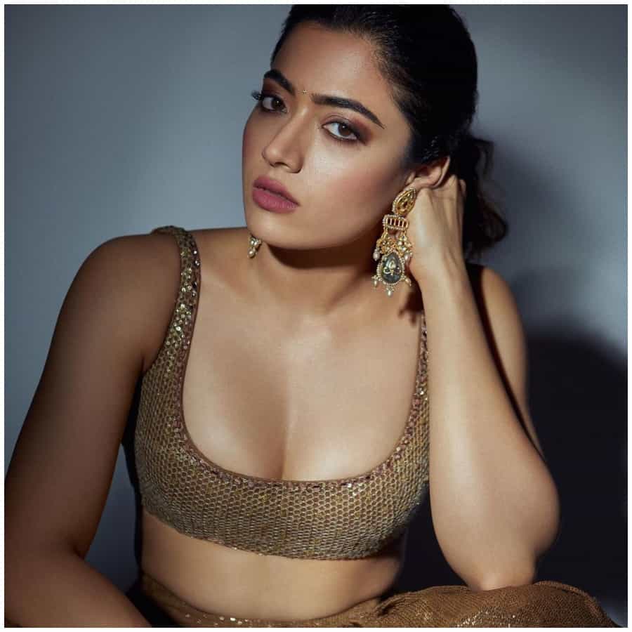 Rashmika Mandanna: ಕನ್ನಡ ಚಿತ್ರರಂಗದಿಂದ ಬ್ಯಾನ್, ಸ್ಪಷ್ಟನೆ ನೀಡಿದ ರಶ್ಮಿಕಾ ಮಂದಣ್ಣ Rashmika Mandanna: ಕನ್ನಡ ಚಿತ್ರರಂಗದಿಂದ ಬ್ಯಾನ್, ಸ್ಪಷ್ಟನೆ ನೀಡಿದ ರಶ್ಮಿಕಾ ಮಂದಣ್ಣ