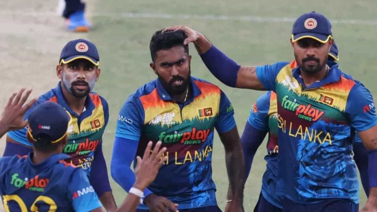 SL vs BAN: ರಣ ರೋಚಕ ಪಂದ್ಯದಲ್ಲಿ ಬಾಂಗ್ಲಾ ಮಣಿಸಿ ಸೂಪರ್- 4 ಹಂತಕ್ಕೆ ಎಂಟ್ರಿಕೊಟ್ಟ ಶ್ರೀಲಂಕಾ SL vs BAN: ರಣ ರೋಚಕ ಪಂದ್ಯದಲ್ಲಿ ಬಾಂಗ್ಲಾ ಮಣಿಸಿ ಸೂಪರ್- 4 ಹಂತಕ್ಕೆ ಎಂಟ್ರಿಕೊಟ್ಟ ಶ್ರೀಲಂಕಾ