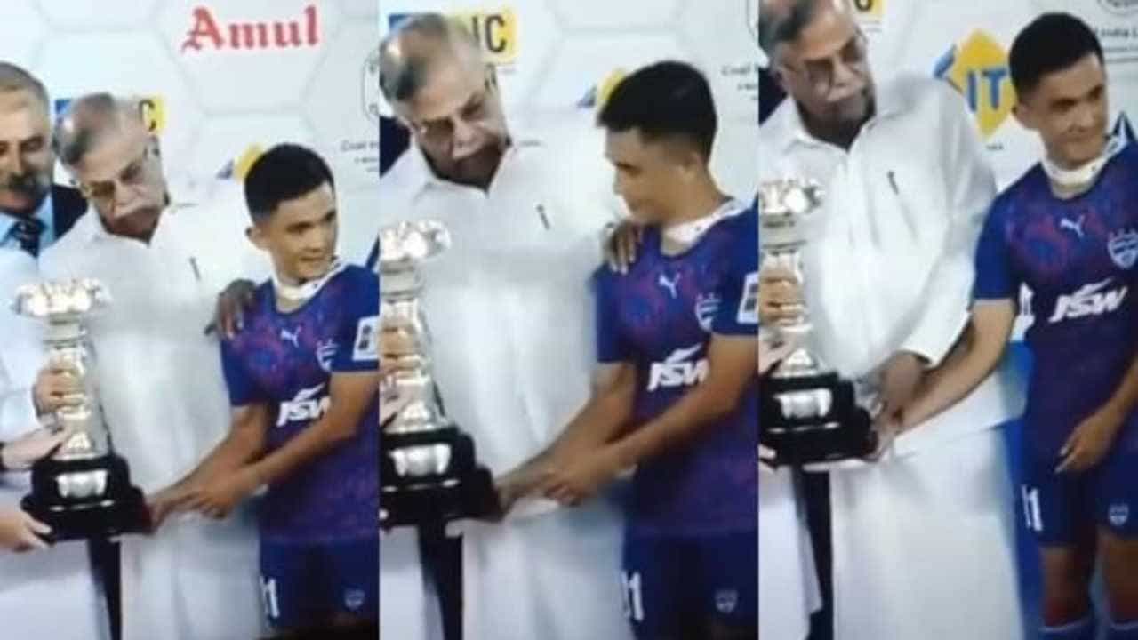 Sunil Chhetri: ಫುಟ್ಬಾಲ್ ಲೆಜೆಂಡ್ ಸುನಿಲ್ ಛೆಟ್ರಿಗೆ ರಾಜ್ಯಪಾಲರಿಂದ ಇದೆಂಥಾ ಅಗೌರವ; ವಿಡಿಯೋ ನೋಡಿ Sunil Chhetri: ಫುಟ್ಬಾಲ್ ಲೆಜೆಂಡ್ ಸುನಿಲ್ ಛೆಟ್ರಿಗೆ ರಾಜ್ಯಪಾಲರಿಂದ ಇದೆಂಥಾ ಅಗೌರವ; ವಿಡಿಯೋ ನೋಡಿ
