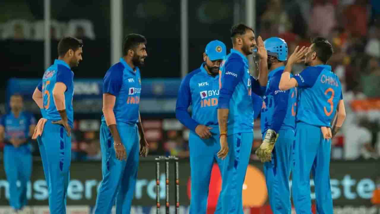 IND vs SA: ಟೀಂ ಇಂಡಿಯಾದಿಂದ ಇಬ್ಬರು ಸ್ಟಾರ್ ಆಟಗಾರರು ಔಟ್..! ಬದಲಿಯಾಗಿ ಬಂದವರು ಯಾರು?