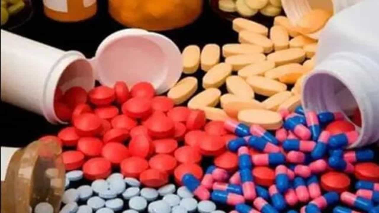 Drugs Park: ಗುಜರಾತ್ನಲ್ಲಿ ಭಾರತದ ಮೊದಲ ಬೃಹತ್ ಡ್ರಗ್ಸ್ ಪಾರ್ಕ್ ಸ್ಥಾಪನೆ Drugs Park: ಗುಜರಾತ್ನಲ್ಲಿ ಭಾರತದ ಮೊದಲ ಬೃಹತ್ ಡ್ರಗ್ಸ್ ಪಾರ್ಕ್ ಸ್ಥಾಪನೆ