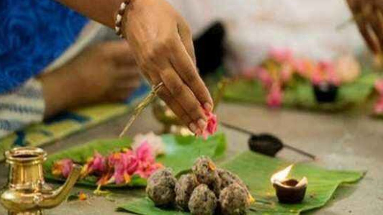 ಪಿತೃಪಕ್ಷ ವಿಶೇಷ , ಆಚರಣೆ ಹೇಗೆ ? ಫಲವೇನು ? ದೋಷವೇನು? ನಿಷೇಧವೆಲ್ಲಿ ? ಪಿತೃಪಕ್ಷ ವಿಶೇಷ , ಆಚರಣೆ ಹೇಗೆ ? ಫಲವೇನು ? ದೋಷವೇನು? ನಿಷೇಧವೆಲ್ಲಿ ?