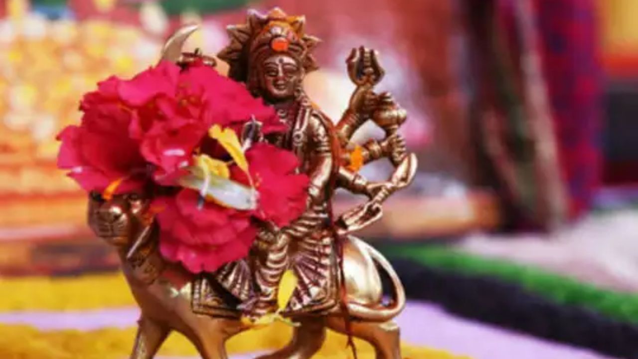 Navratri: ನವರಾತ್ರಿಯ ವಿಶೇಷ ಆರಾಧನೆ ಹೇಗೆ ಮತ್ತು ಅದರ ಫಲವೇನು? ಆರು ವಿಧವಾದ ವ್ರತಗಳ ಲಾಭ ಏನು?