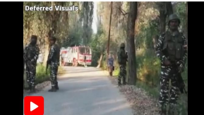 Jammu And Kashmi: ಭಯೋತ್ಪಾದಕರು ಮತ್ತು ಭದ್ರತಾ ಪಡೆಗಳ ನಡುವೆ ಗುಂಡಿನ ಚಕಮಕಿ, ಇಬ್ಬರು ಭಯೋತ್ಪಾದಕರ ಹತ್ಯೆ Jammu And Kashmi: ಭಯೋತ್ಪಾದಕರು ಮತ್ತು ಭದ್ರತಾ ಪಡೆಗಳ ನಡುವೆ ಗುಂಡಿನ ಚಕಮಕಿ, ಇಬ್ಬರು ಭಯೋತ್ಪಾದಕರ ಹತ್ಯೆ