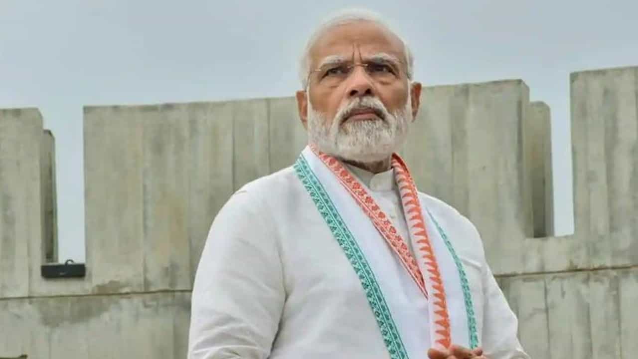 ಕೇಂದ್ರ ಸರ್ಕಾರದಿಂದ ಕರ್ನಾಟಕದ ಕರಾವಳಿಗೆ ಇಂದು ಹೊಸ ಯೋಜನೆಗಳ ಕೊಡುಗೆ, ಸಂಪೂರ್ಣ ವಿವರ ಇಲ್ಲಿದೆ ಕೇಂದ್ರ ಸರ್ಕಾರದಿಂದ ಕರ್ನಾಟಕದ ಕರಾವಳಿಗೆ ಇಂದು ಹೊಸ ಯೋಜನೆಗಳ ಕೊಡುಗೆ, ಸಂಪೂರ್ಣ ವಿವರ ಇಲ್ಲಿದೆ