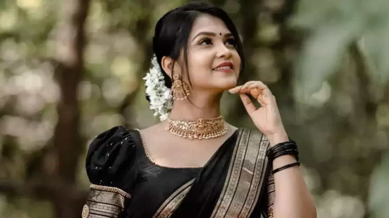 ಬಾಯ್ಫ್ರೆಂಡ್ ಬಗ್ಗೆ ಮಾತನಾಡಿ ‘ಬಿಗ್ ಬಾಸ್’ ಮನೆಗೆ ತೆರಳಿದ ‘ಕಮಲಿ’ ಖ್ಯಾತಿಯ ಅಮೂಲ್ಯ ಗೌಡ ಬಾಯ್ಫ್ರೆಂಡ್ ಬಗ್ಗೆ ಮಾತನಾಡಿ ‘ಬಿಗ್ ಬಾಸ್’ ಮನೆಗೆ ತೆರಳಿದ ‘ಕಮಲಿ’ ಖ್ಯಾತಿಯ ಅಮೂಲ್ಯ ಗೌಡ