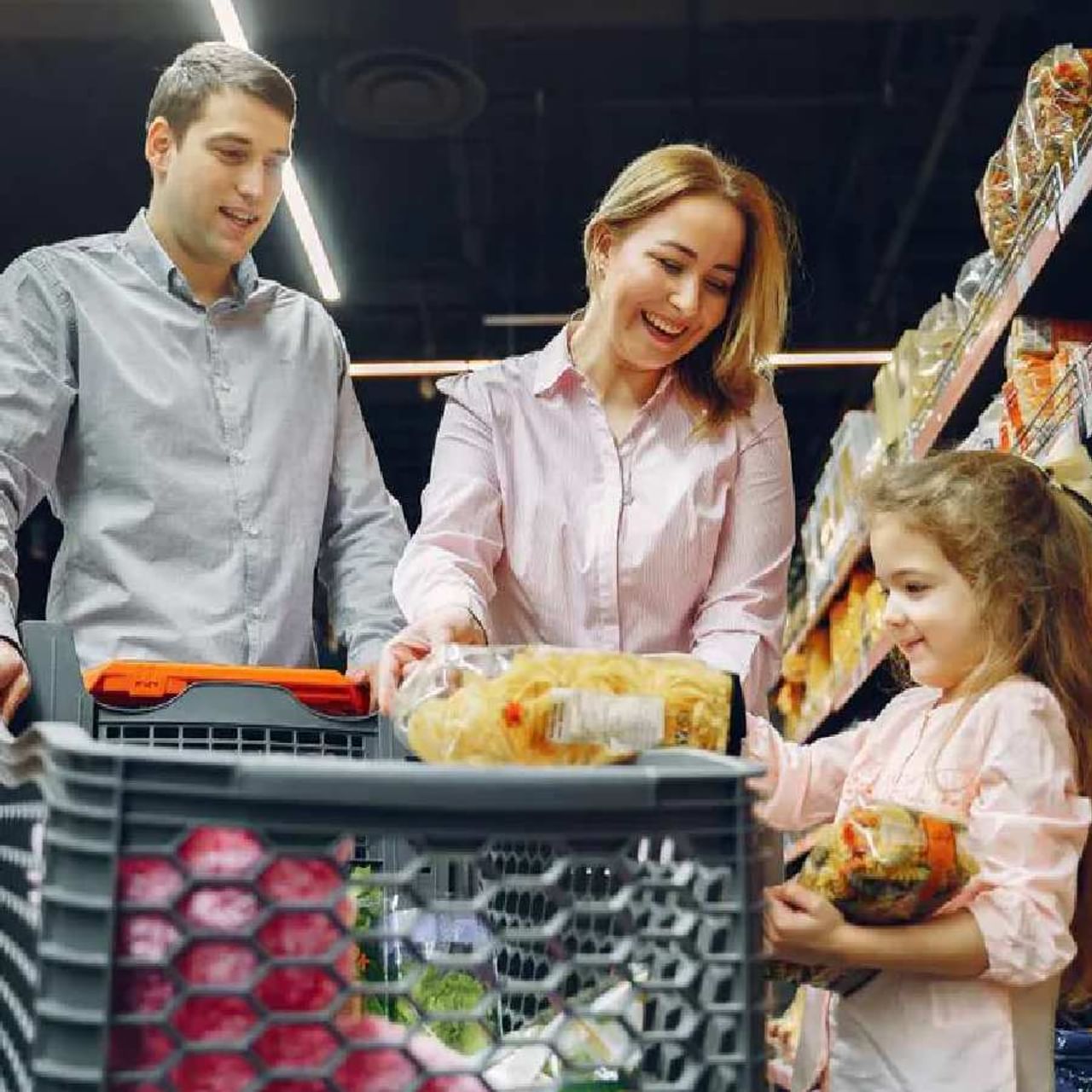 ಯಾವುದೇ ಆಹಾರ ಪದಾರ್ಥದ ಅವಧಿ ಮುಗಿದಿದ್ದರೆ ಅದನ್ನು ಬಳಸಲು ಯೋಗ್ಯವಿಲ್ಲ ಎಂದು ಪರಿಗಣಿಸಲಾಗುತ್ತದೆ. 
ಆದರೆ ಕೆಲವು ಆಹಾರ ಪದಾರ್ಥಗಳು ಹಾಳಾದ ನಂತರವು ತಿನ್ನಬಹುದು.