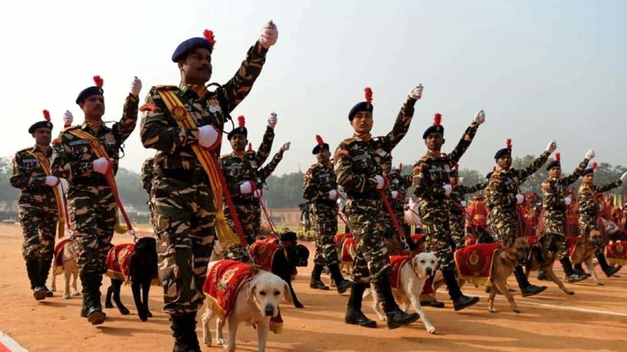 SSB GD Constable Recruitment 2022: 10ನೇ ತರಗತಿ ಪಾಸಾದವರಿಗೆ ಉದ್ಯೋಗಾವಕಾಶ: ಮಾಸಿಕ ವೇತನ 69 ಸಾವಿರ ರೂ. SSB GD Constable Recruitment 2022: 10ನೇ ತರಗತಿ ಪಾಸಾದವರಿಗೆ ಉದ್ಯೋಗಾವಕಾಶ: ಮಾಸಿಕ ವೇತನ 69 ಸಾವಿರ ರೂ.