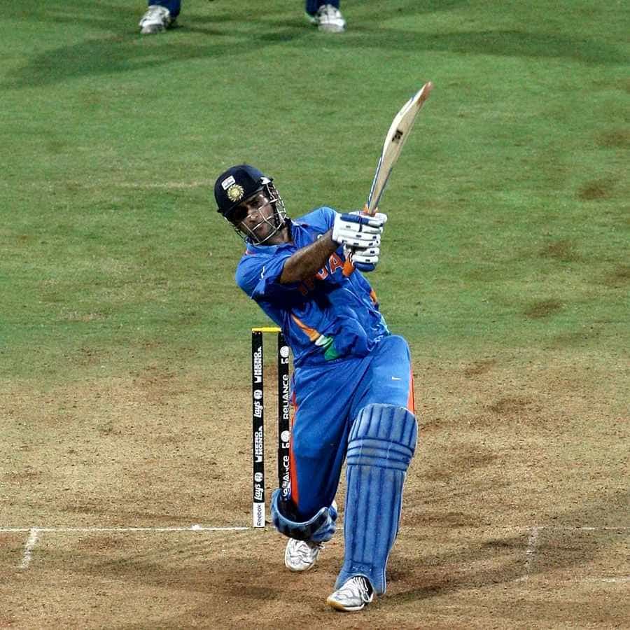 ಆಸ್ಟ್ರೇಲಿಯಾದಲ್ಲಿ ನಡೆಯಲಿರುವ ಈ ಬಾರಿಯ ಟಿ20 ವಿಶ್ವಕಪ್ನಲ್ಲಿ ಸಿಕ್ಸ್ಗಳ ಸುರಿಮಳೆಯನ್ನು ನಿರೀಕ್ಷಿಸಬಹುದು. ಅದರಲ್ಲೂ ಸ್ಟಾರ್ ಆಟಗಾರರ ಸಿಕ್ಸರ್ ಕಿಂಗ್ ಪಟ್ಟಕ್ಕಾಗಿ ಪೈಪೋಟಿಯನ್ನು ಕೂಡ ಎದುರು ನೋಡಬಹುದು.