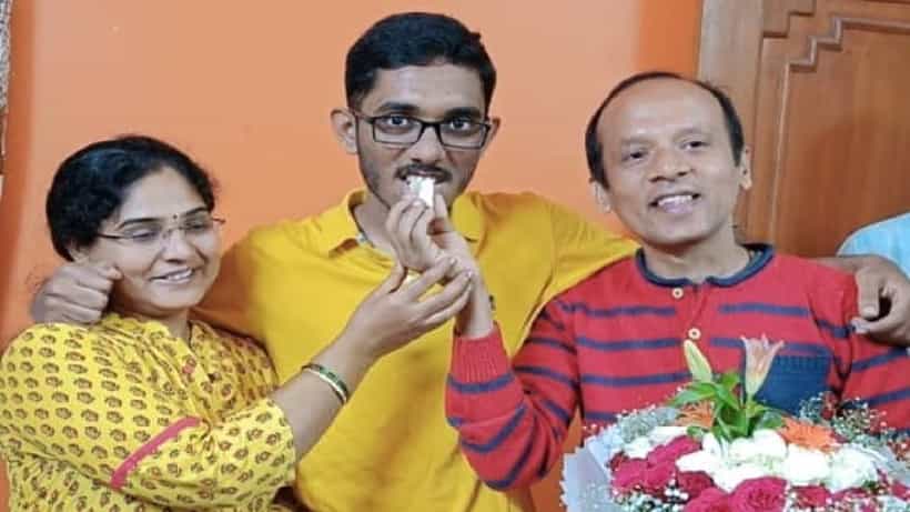 JEE-Advanced Results 2022: ಜೆಇಇ ಅಡ್ವಾನ್ಸ್ಡ್ ಪರೀಕ್ಷೆಯಲ್ಲಿ ಪ್ರಥಮ ಸ್ಥಾನ ಪಡೆದ ಶಿಶಿರ್ಗೆ ಸಿಎಂ ಬೊಮ್ಮಾಯಿ ಅಭಿನಂದನೆ