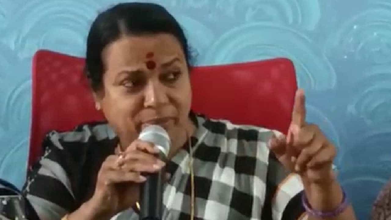 ಬಿಜೆಪಿ ಪಕ್ಷ ನಮ್ಮ ಶತ್ರು: ಬಿಜೆಪಿ ವಿರುದ್ದ ಗುಡುಗಿದ ಕಾಂಗ್ರೆಸ್ ಮಾಜಿ ಸಚಿವೆ ಉಮಾಶ್ರೀ ಬಿಜೆಪಿ ಪಕ್ಷ ನಮ್ಮ ಶತ್ರು: ಬಿಜೆಪಿ ವಿರುದ್ದ ಗುಡುಗಿದ ಕಾಂಗ್ರೆಸ್ ಮಾಜಿ ಸಚಿವೆ ಉಮಾಶ್ರೀ