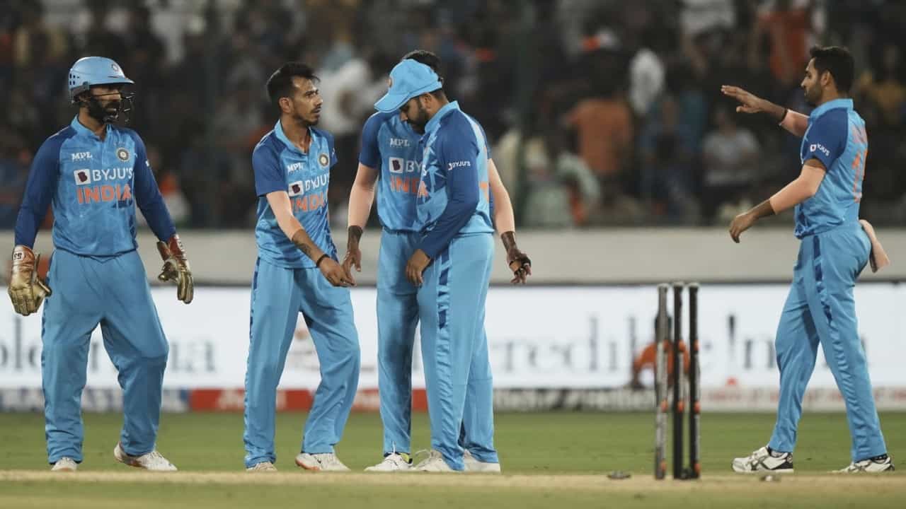 T20 World Cup: ಬುಮ್ರಾ ಸ್ಥಾನಕ್ಕೆ ಬದಲಿ ಆಟಗಾರನನ್ನು ಆಯ್ಕೆ ಮಾಡಿದ ಬಿಸಿಸಿಐ! ಸಿರಾಜ್- ಶಾರ್ದೂಲ್​ಗೂ ಅವಕಾಶ