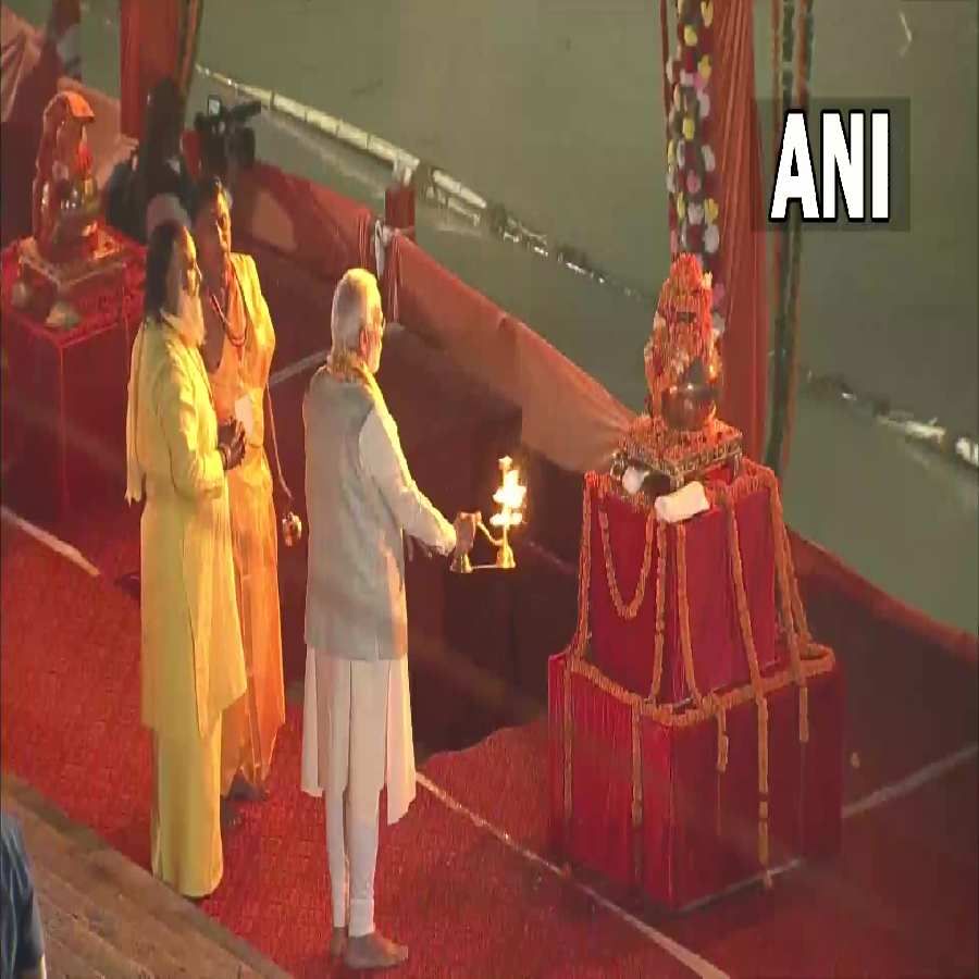 Ayodhya sets world record by lighting over 15 lakh diyas on Deepotsav in PM Modi's presence