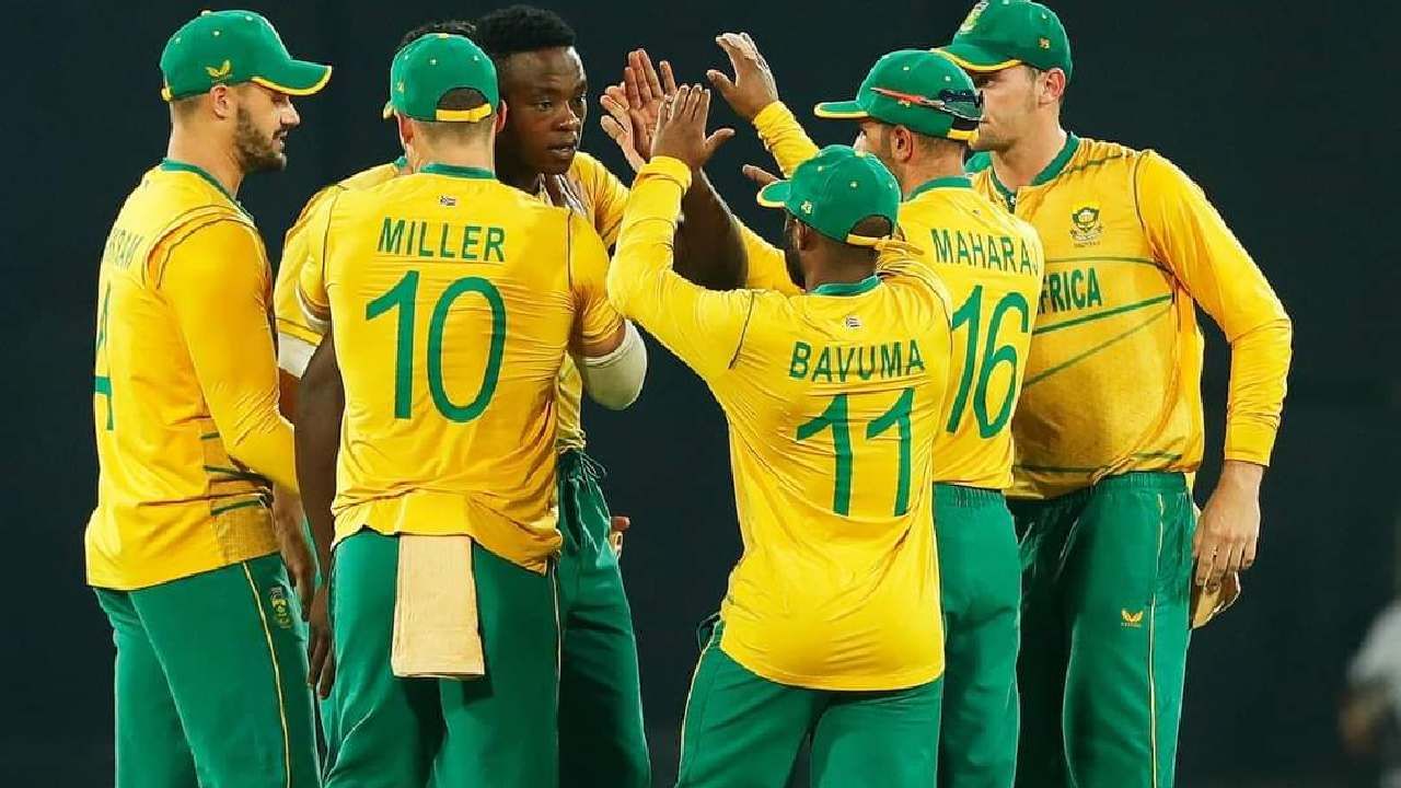 T20 World Cup 2022: ಟಿ20 ವಿಶ್ವಕಪ್ಗೂ ಮುನ್ನ ಸೌತ್ ಆಫ್ರಿಕಾಗೆ ಬಿಗ್ ಶಾಕ್: ಸ್ಟಾರ್ ಆಲ್ರೌಂಡರ್ ಔಟ್..! T20 World Cup 2022: ಟಿ20 ವಿಶ್ವಕಪ್ಗೂ ಮುನ್ನ ಸೌತ್ ಆಫ್ರಿಕಾಗೆ ಬಿಗ್ ಶಾಕ್: ಸ್ಟಾರ್ ಆಲ್ರೌಂಡರ್ ಔಟ್..!