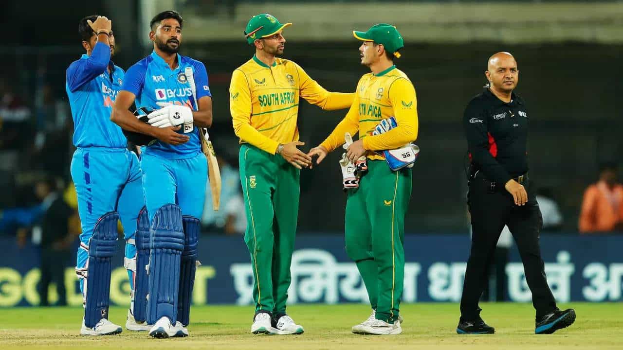 India vs South Africa: ಸೌತ್ ಆಫ್ರಿಕಾಗೆ ಜಯ: ಸರಣಿ ಗೆದ್ದ ಟೀಮ್ ಇಂಡಿಯಾ India vs South Africa: ಸೌತ್ ಆಫ್ರಿಕಾಗೆ ಜಯ: ಸರಣಿ ಗೆದ್ದ ಟೀಮ್ ಇಂಡಿಯಾ