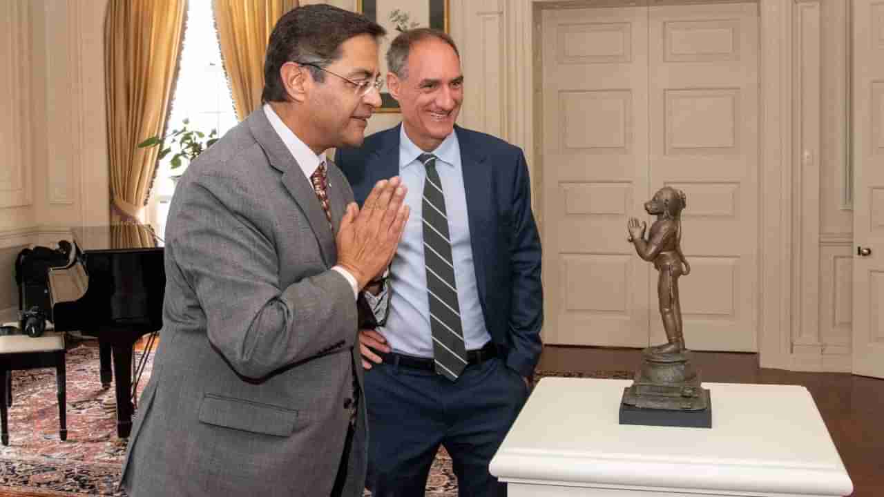 ದೀಪಾವಳಿ ಗಿಫ್ಟ್: 5 ಶತಮಾನದಷ್ಟು ಹಳೆಯ ಆಂಜನೇಯನ ವಿಗ್ರಹ ಭಾರತಕ್ಕೆ ಮರಳಿಸಿದ ಅಮೆರಿಕ!